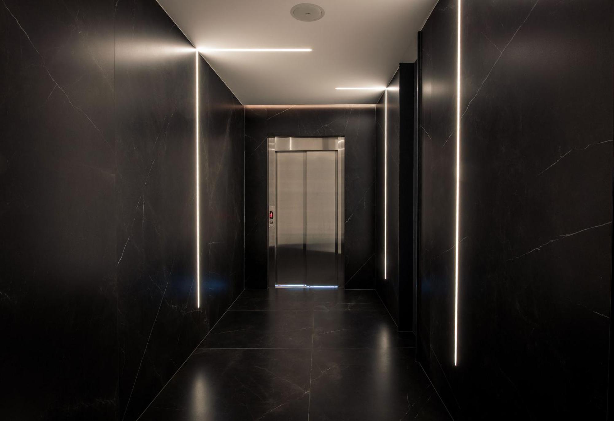 Seraphine Plaza Peje Exterior photo